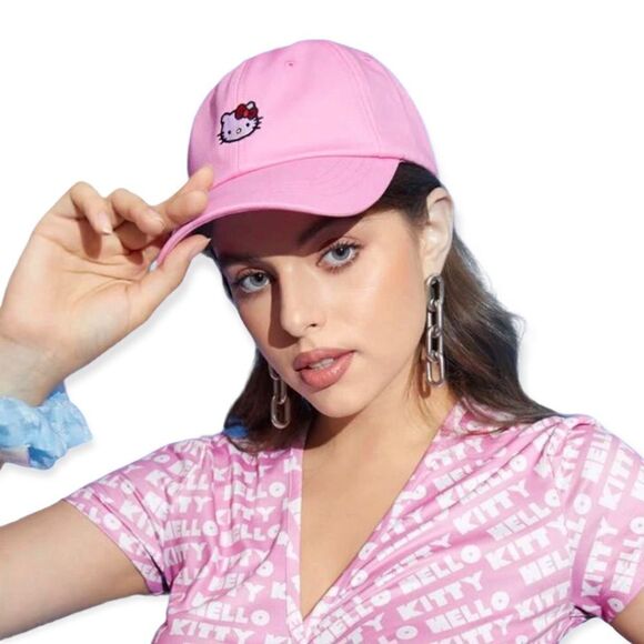 🆕Hello Kitty Embroidered Hat - Picture 5 of 7